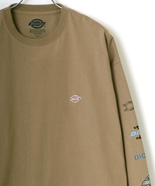 Dickies(ディッキーズ)の「Dickies/ディッキーズ ビッグシルエット 袖プリント ワンポイント ミニロゴワッペン ロングスリーブTシャツ(Tシャツ/カットソー・メンズ・ベージュ/ブラック/ダークグリーン/グリーン/ホワイト/サックスブルー・M/XL/L)」の3枚目の写真