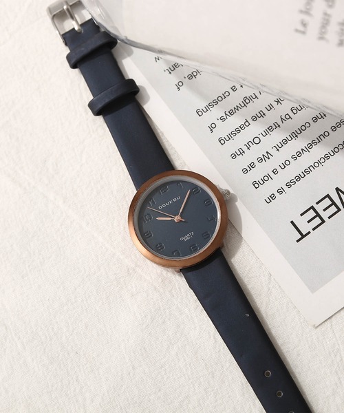 TABI PAL（タビパル）の「スモークカラー デザイン ウオッチ（アナログ腕時計・レディース・C/A/B/E/D・FREE）」の4枚目の写真