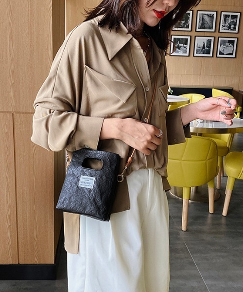 MKT(エムケーティー)の「【ACT -fascination design-】ペーパーデザインミニポシェット ショルダーバッグ(ショルダーバッグ・レディース・ホワイト/ブラック/ベージュ・FREE)」の9枚目の写真