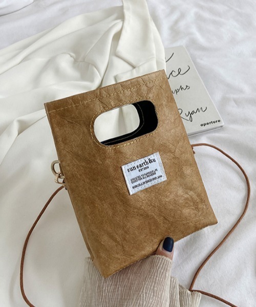 MKT(エムケーティー)の「【ACT -fascination design-】ペーパーデザインミニポシェット ショルダーバッグ(ショルダーバッグ・レディース・ホワイト/ブラック/ベージュ・FREE)」の12枚目の写真