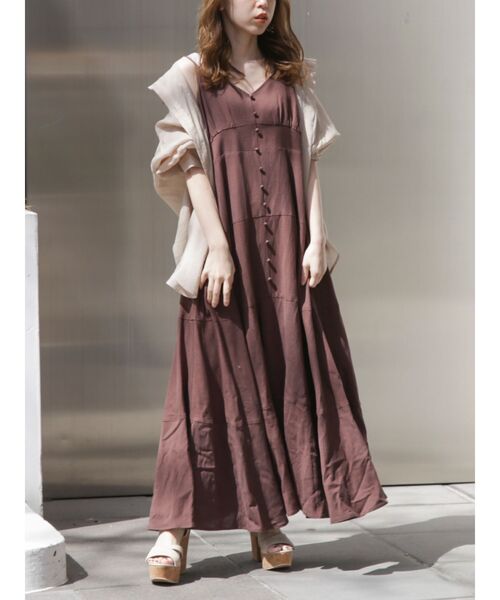 dazzlin（ダズリン）の「クルミフロントフレアキャミワンピース（ワンピース・レディース・ブルー/ブラウン/ベージュ・FREE）」の7枚目の写真