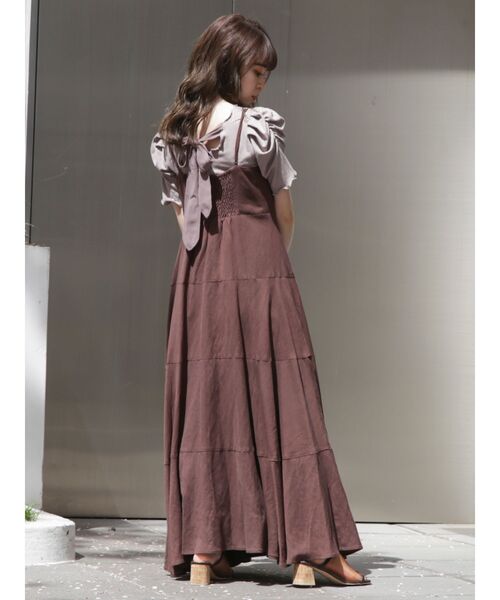 dazzlin（ダズリン）の「クルミフロントフレアキャミワンピース（ワンピース・レディース・ブルー/ブラウン/ベージュ・FREE）」の9枚目の写真