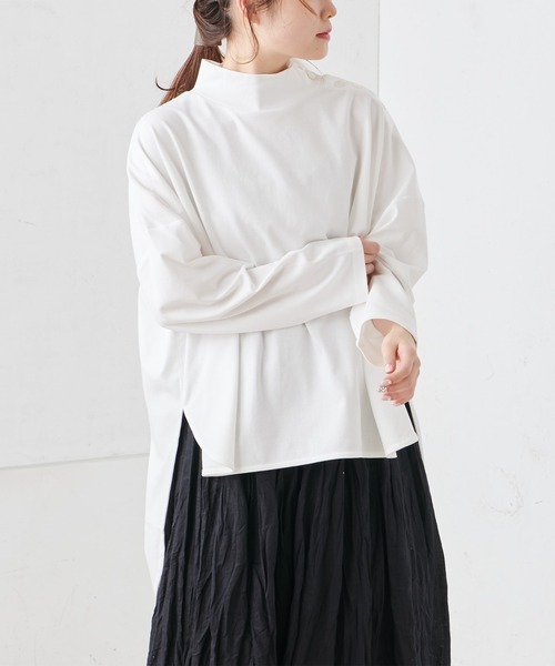 PUAL CE CIN(ピュアルセシン)の「【Du noir】ハイネックプルオーバー(Tシャツ/カットソー・レディース・グレイッシュベージュ/ブラック/オフホワイト・FREE)」の1枚目の写真