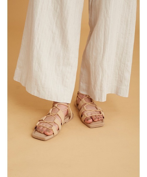 emmi（エミ）の「【emmi atelier】ドロストサンダル（パンプス・レディース・ブラック/ベージュ・38/36/37）」の14枚目の写真