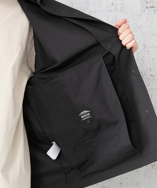 OUTDOOR PRODUCTS(アウトドアプロダクツ)の「【OUTDOOR PRODUCTS】ベンチレーションシャツ 「着るBAG」シリーズ 撥水 抗UV ポケット多数 ビッグシルエット(シャツ/ブラウス・メンズ・ベージュ/ブラック・MEDIUM/LARGE/X-LARGE)」の6枚目の写真