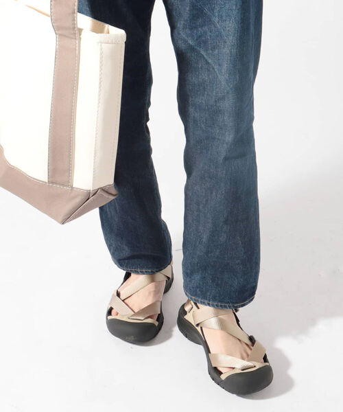 KEEN(キーン)の「【KEEN / キーン】ZERRAPORT 2(サンダル・メンズ・その他/ライトイエロー/ブラック/ベージュ・9/8)」の13枚目の写真