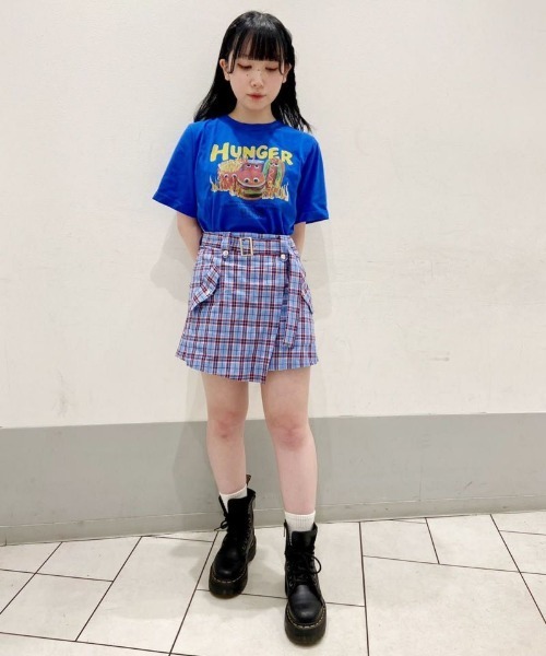 Candy Stripper（キャンディストリッパー）の「BURNING JUNK FOOD Tシャツ（Tシャツ/カットソー・レディース・イエロー/オフホワイト/ブラック/ブルー・2/4/3）」の4枚目の写真