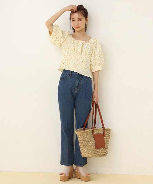 one after another NICE CLAUP（ワンアフターアナザーナイスクラップ）の「フレアデニムパンツ（デニムパンツ・レディース・サックスブルー/インディゴブルー/ブルー・SMALL/MEDIUM）」の22枚目の写真