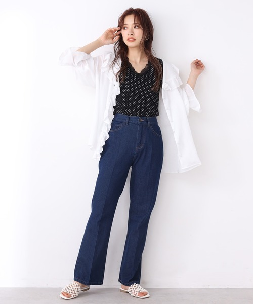 one after another NICE CLAUP（ワンアフターアナザーナイスクラップ）の「フレアデニムパンツ（デニムパンツ・レディース・サックスブルー/インディゴブルー/ブルー・SMALL/MEDIUM）」の16枚目の写真