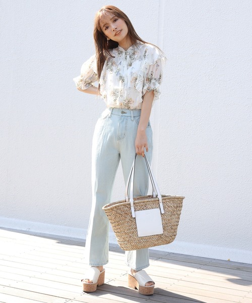 one after another NICE CLAUP（ワンアフターアナザーナイスクラップ）の「フレアデニムパンツ（デニムパンツ・レディース・サックスブルー/インディゴブルー/ブルー・SMALL/MEDIUM）」の15枚目の写真