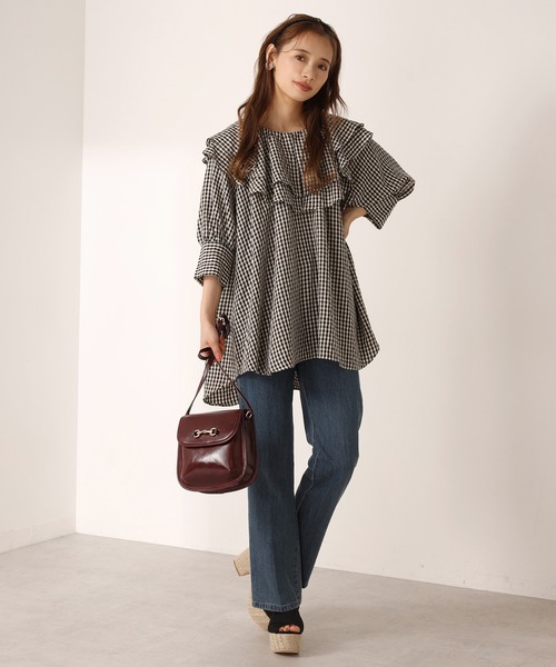 one after another NICE CLAUP（ワンアフターアナザーナイスクラップ）の「フレアデニムパンツ（デニムパンツ・レディース・サックスブルー/インディゴブルー/ブルー・SMALL/MEDIUM）」の17枚目の写真