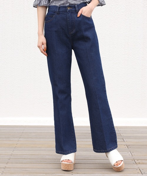 one after another NICE CLAUP（ワンアフターアナザーナイスクラップ）の「フレアデニムパンツ（デニムパンツ・レディース・サックスブルー/インディゴブルー/ブルー・SMALL/MEDIUM）」の21枚目の写真