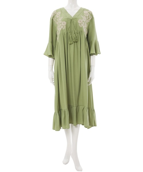 fifth calin（フィフスカラン）の「エンブロイダリーフレアスリーブワンピース（ワンピース・レディース・ベージュ/グリーン・MEDIUM）」の11枚目の写真