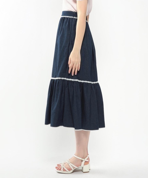 LODISPOTTO（ロディスポット）の「フルールレースデニムミディスカート（スカート・レディース・ネイビー/ホワイト・MEDIUM）」の5枚目の写真