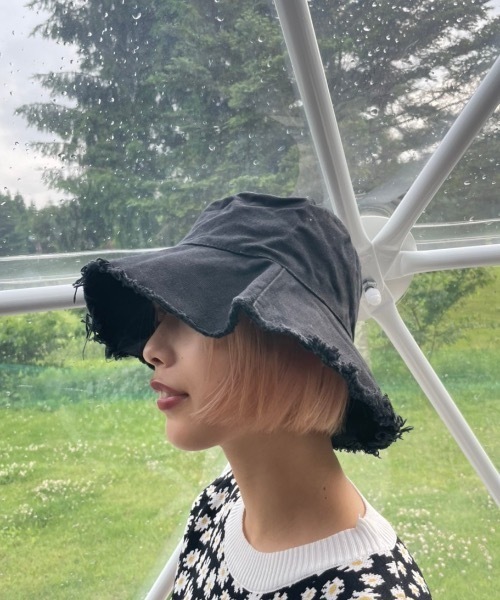 KOR（ケーオーアール）の「フリンジバケットハット（ハット・レディース・ブラック/アイボリー・FREE）」の9枚目の写真