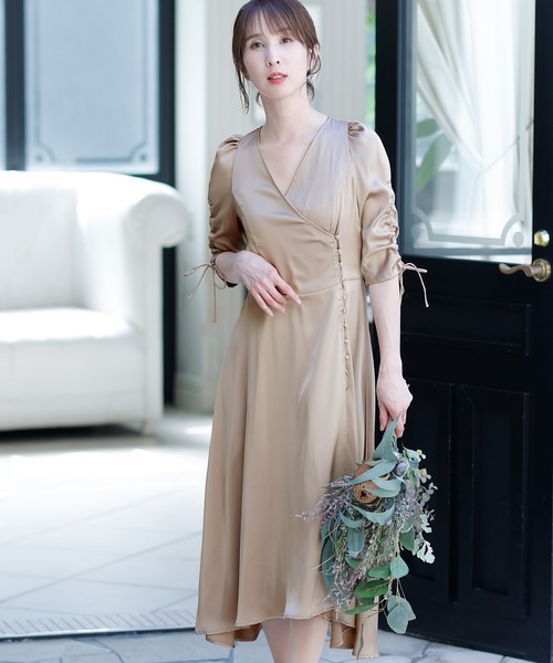 PourVous(プールヴー)の「ひざ丈&七分袖 フォーマル シャーリング お呼ばれ 結婚式 パーティー ドレス オケージョンドレス 二次会 成人式 同窓会 謝恩会 20代 30代(ドレス・レディース・ベージュ/オリーブ/ブルーグレー/テラコッタ・S/M)」の4枚目の写真