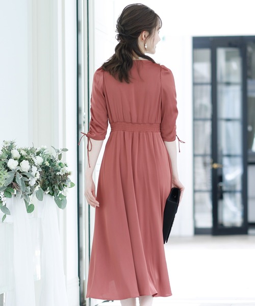 PourVous(プールヴー)の「ひざ丈&七分袖 フォーマル シャーリング お呼ばれ 結婚式 パーティー ドレス オケージョンドレス 二次会 成人式 同窓会 謝恩会 20代 30代(ドレス・レディース・ベージュ/オリーブ/ブルーグレー/テラコッタ・S/M)」の5枚目の写真