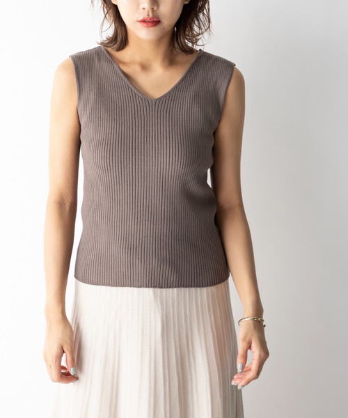 MILLION CARATS（ミリオンカラッツ）の「【STYLE４】2WAYリブニットタンクトップ（ニット/セーター・レディース・オフホワイト/チャコールグレー/オレンジ/ベージュ・FREE）」の3枚目の写真