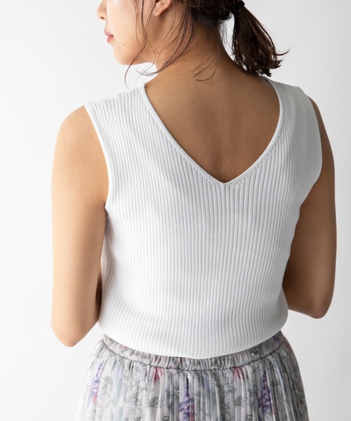 MILLION CARATS（ミリオンカラッツ）の「【STYLE４】2WAYリブニットタンクトップ（ニット/セーター・レディース・オフホワイト/チャコールグレー/オレンジ/ベージュ・FREE）」の10枚目の写真