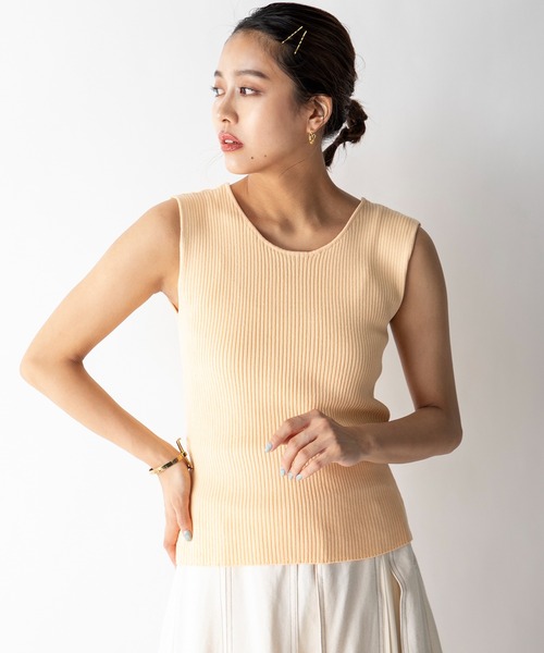 MILLION CARATS（ミリオンカラッツ）の「【STYLE４】2WAYリブニットタンクトップ（ニット/セーター・レディース・オフホワイト/チャコールグレー/オレンジ/ベージュ・FREE）」の15枚目の写真