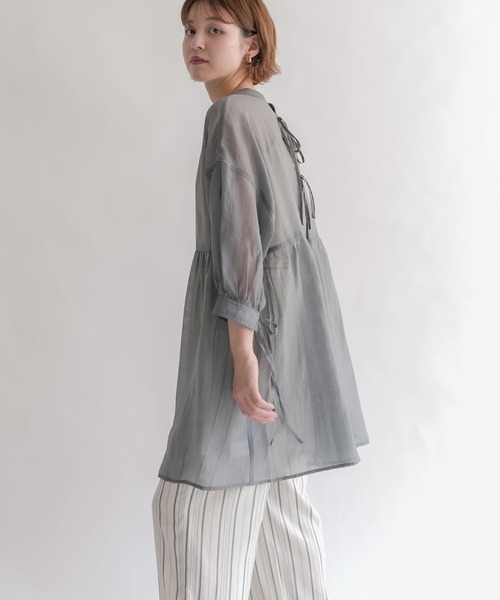KBF（ケイビーエフ）の「2WAYリボンチュニック（シャツ/ブラウス・レディース・アイボリー/チャコールグレー/グレー系その他・ONE）」の3枚目の写真