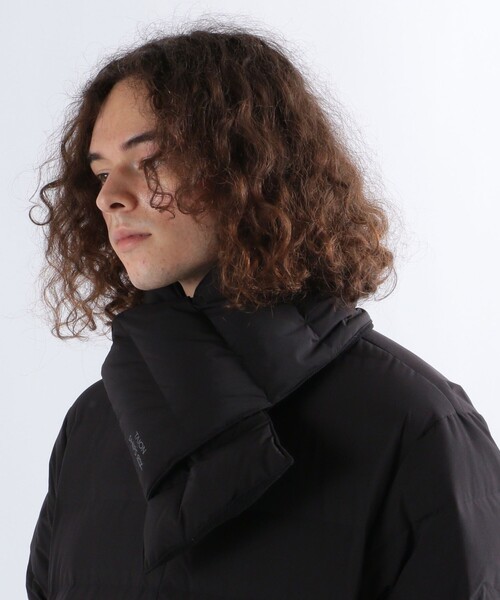 TAION（タイオン）の「【SHIPS any別注】TAION: ユニセックス ステッチレス ダウン マフラー◇（マフラー・メンズ・ブラック/ベージュ/オリーブ/ネイビー/ダークブルー/ブラック系その他/グレー・ONE SIZE）」の11枚目の写真