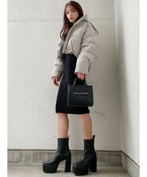 GYDA（ジェイダ）の「backロングショートダウンコート（ダウンジャケット/コート・レディース・ブラック/ライトグレー・FREE）」の5枚目の写真