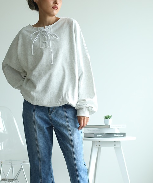 aimoha（アイモハ）の「レトロ調カジュアルオーバースウェット（スウェット・レディース・ブラック/グレー・FREE）」の13枚目の写真