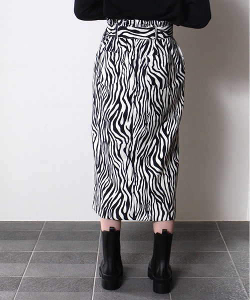 one way（ワンウェイ）の「【oneway】ベルト付きミディアムタイトスカート（スカート・レディース・ブラック系その他2/ブラック系その他/ブラック/ライトグリーン・FREE）」の16枚目の写真