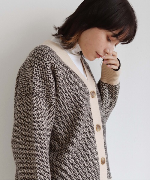 HER CLOSET（ハークローゼット）の「【shemoshelly】ケープハイネックニット（付け襟・レディース・ホワイト/ブラック/ダークブラウン/ブルー/グリーン/グレイッシュベージュ・M）」の8枚目の写真