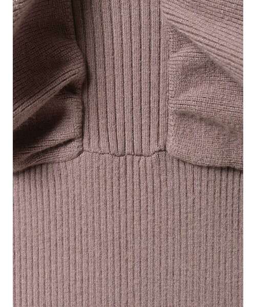 MERCURYDUO（マーキュリーデュオ）の「オフショル2WAYラッフルニットワンピース（ワンピース・レディース・ブラック/ブラウン/ベージュ/ブルー・FREE）」の11枚目の写真