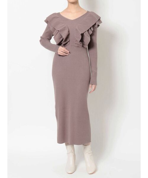 MERCURYDUO（マーキュリーデュオ）の「オフショル2WAYラッフルニットワンピース（ワンピース・レディース・ブラック/ブラウン/ベージュ/ブルー・FREE）」の12枚目の写真