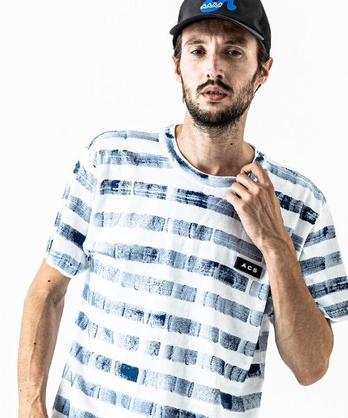 ACANTHUS（アカンサス）の「mt7511-Hand Border Tee Tシャツ（Tシャツ/カットソー・メンズ・ホワイト×ブルー/ホワイト×ネイビー/マルチ・S/M/L/XL）」の2枚目の写真