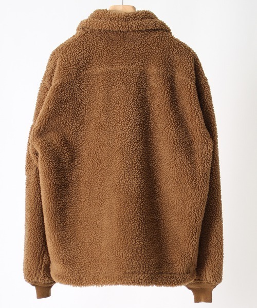 Alpha Industries（アルファインダストリーズ）の「[ALPHA/アルファ] ビッグシルエット ミリタリーボアフリースジャケット（ミリタリージャケット・レディース・オフホワイト/ブラウン・M）」の16枚目の写真