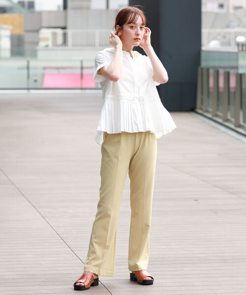 Ray BEAMS（レイビームス）の「Ray BEAMS / プリーツ キリカエ レギュラー カラー シャツ（シャツ/ブラウス・レディース・ホワイト/ライトブルー/ブラック・ONE SIZE）」の10枚目の写真