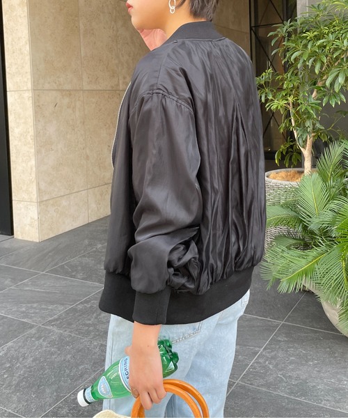 StyleSea(スタイルシー)の「オーガンジーボリュームスリーブブルゾン(ブルゾン・レディース・アイボリー/ブラック・MEDIUM)」の11枚目の写真