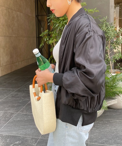 StyleSea(スタイルシー)の「オーガンジーボリュームスリーブブルゾン(ブルゾン・レディース・アイボリー/ブラック・MEDIUM)」の9枚目の写真