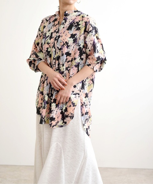 LHELBIE(レルビエ)の「ペイントプリントバックリボンシャツ(シャツ/ブラウス・レディース・ピンク/ブルー/ライトグリーン系・M)」の8枚目の写真