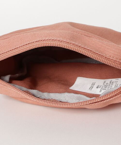 Reebok（リーボック）の「クロスボディ バッグ / CL FO CROSSBODY BAG（ショルダーバッグ・メンズ・ブラック/ピンク系その他・FREE）」の3枚目の写真