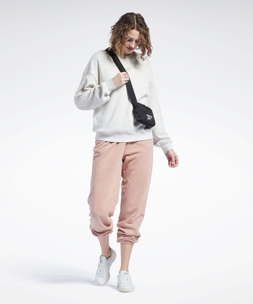 Reebok（リーボック）の「クロスボディ バッグ / CL FO CROSSBODY BAG（ショルダーバッグ・メンズ・ブラック/ピンク系その他・FREE）」の13枚目の写真