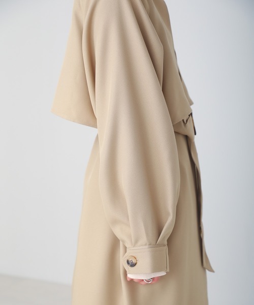 Bab（バブ）の「ステンカラーボリュームスリーブトレンチコート（トレンチコート・レディース・ブラック/ベージュ・M）」の9枚目の写真