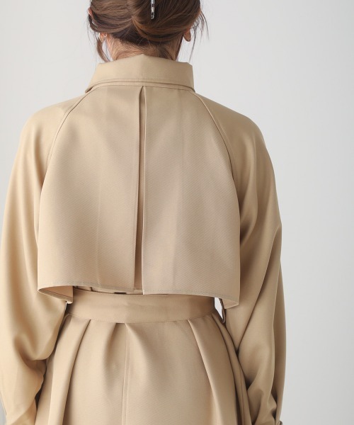 Bab（バブ）の「ステンカラーボリュームスリーブトレンチコート（トレンチコート・レディース・ブラック/ベージュ・M）」の10枚目の写真