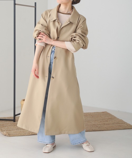 Bab（バブ）の「ステンカラーボリュームスリーブトレンチコート（トレンチコート・レディース・ブラック/ベージュ・M）」の13枚目の写真