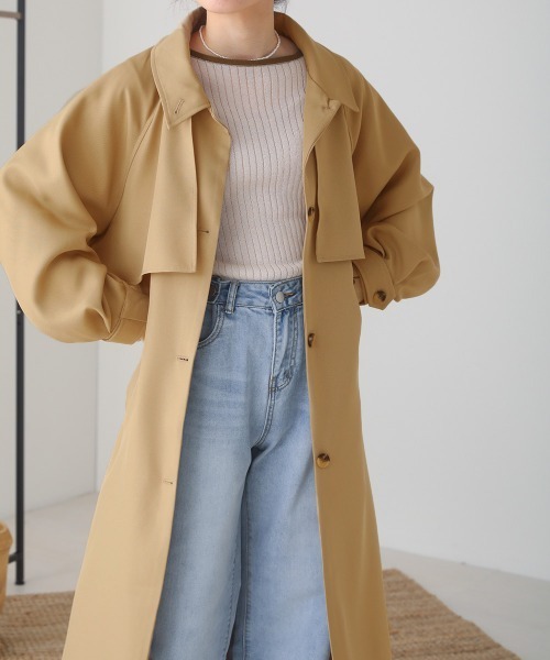 Bab（バブ）の「ステンカラーボリュームスリーブトレンチコート（トレンチコート・レディース・ブラック/ベージュ・M）」の18枚目の写真