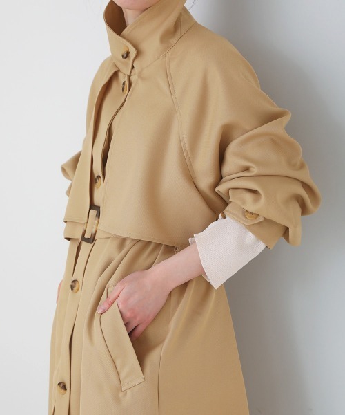 Bab（バブ）の「ステンカラーボリュームスリーブトレンチコート（トレンチコート・レディース・ブラック/ベージュ・M）」の21枚目の写真