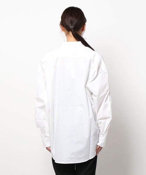 INASTUDIOS ZOO(イーナストゥディオスズー)の「「INASTUDIOS SELECT」ビッグシルエット ブロードレギュラカラーシャツ(シャツ/ブラウス・レディース・ホワイト/ブラック/グレイッシュベージュ/グリーン/サックスブルー/イエロー/ラベンダー/ホワイト系その他/ブラック系その他/グリーン系その他/ブルー系その他・MEDIUM/LARGE/X-LARGE)」の13枚目の写真