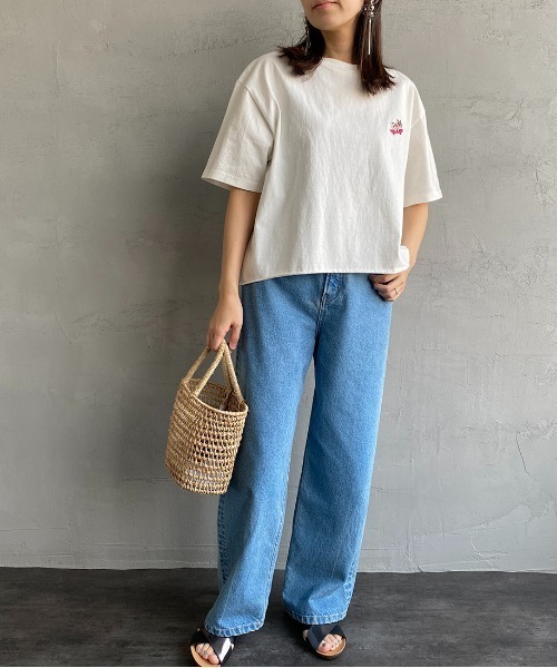 The Endless Summer（エンドレスサマー）の「[THE ENDLESS SUMMER/エンドレスサマー] 別注 ワンポイントBUHI刺繍 カットオフTシャツ（Tシャツ/カットソー・レディース・ブラック/サックスブルー/イエロー/ホワイト・S）」の6枚目の写真