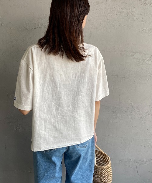 The Endless Summer（エンドレスサマー）の「[THE ENDLESS SUMMER/エンドレスサマー] 別注 ワンポイントBUHI刺繍 カットオフTシャツ（Tシャツ/カットソー・レディース・ブラック/サックスブルー/イエロー/ホワイト・S）」の18枚目の写真