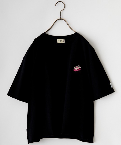 The Endless Summer（エンドレスサマー）の「[THE ENDLESS SUMMER/エンドレスサマー] 別注 ワンポイントBUHI刺繍 カットオフTシャツ（Tシャツ/カットソー・レディース・ブラック/サックスブルー/イエロー/ホワイト・S）」の16枚目の写真