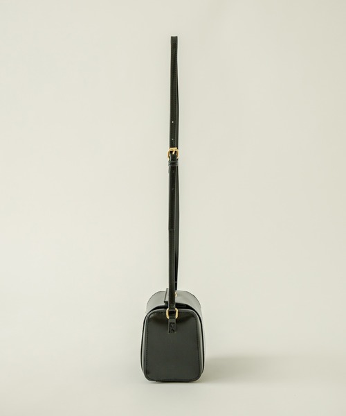 loti(ロティ)の「WEB限定 loti ボックスボストンショルダーBAG(ショルダーバッグ・レディース・ブラック/ブラウン・ONE SIZE)」の5枚目の写真